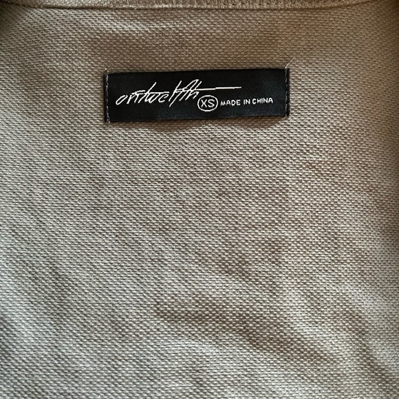 Cropped jacket - Picture 2 of 2